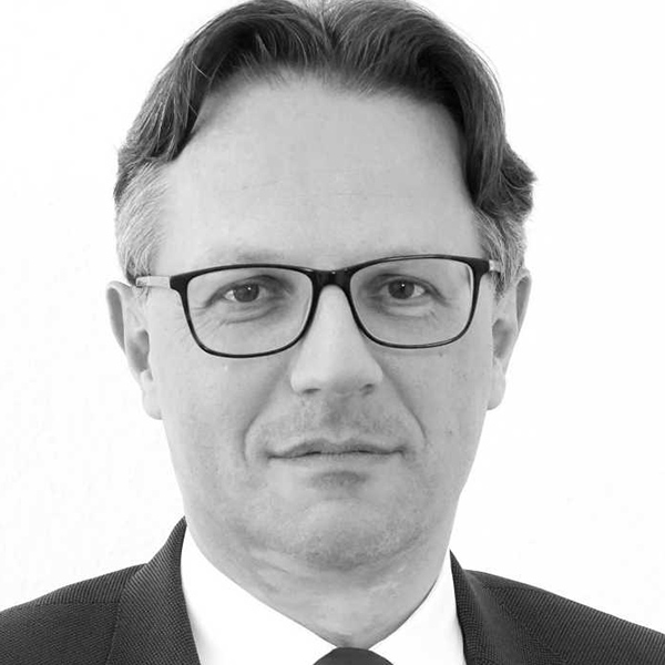Dr Daniel Möckli